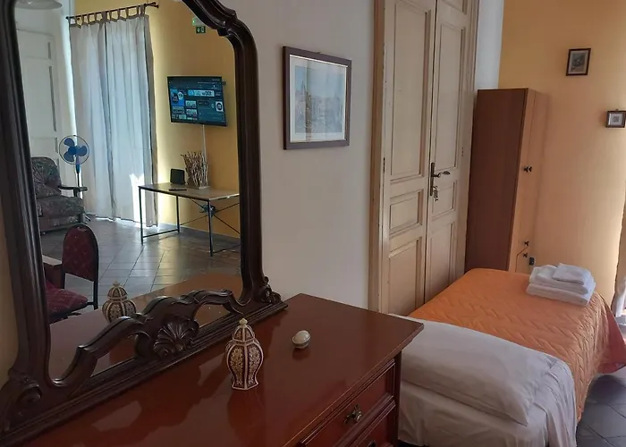 Donna Elvira Panzió Siderno